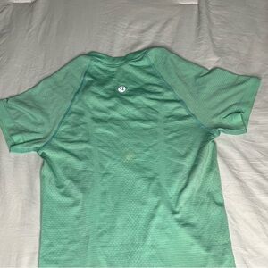 LULULEMON SWIFTLY TECH WILD MINT SIZE 0!